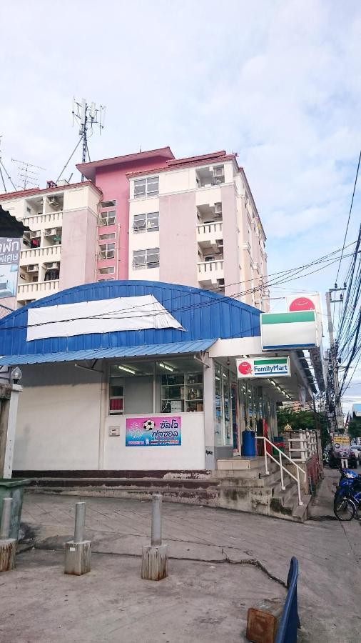 J.Residence Samut Prakan Eksteriør billede